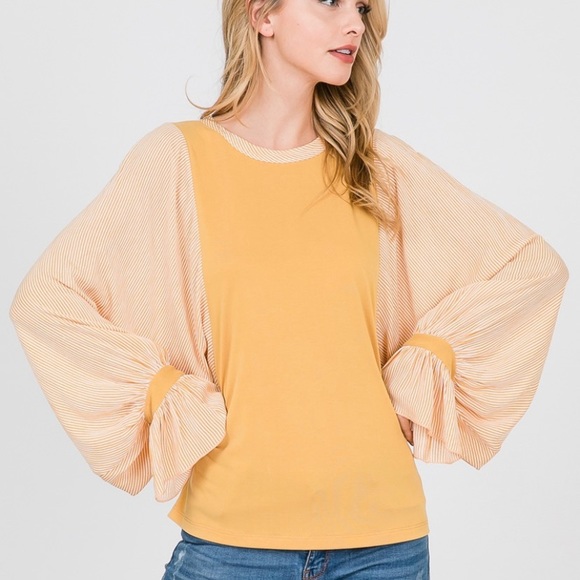 ♥️SALE♥️Hailey & Co Batwing Style Blouse - Picture 2 of 9